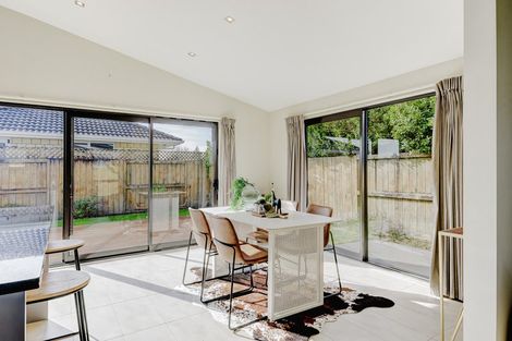 Photo of property in 15 Chadwick Place, Rototuna North, Hamilton, 3210