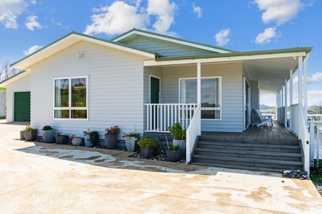 Photo of property in 70 Te Pahi River Drive, Paparoa, 0583