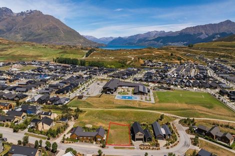 Photo of property in 33 Cunninghams Drive, Jacks Point, Queenstown, 9371