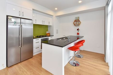 Photo of property in 124 Hall Avenue, Favona, Auckland, 2024