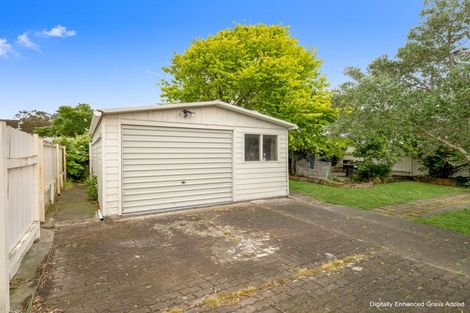 Photo of property in 31 Jackson Street, College Estate, Whanganui, 4500