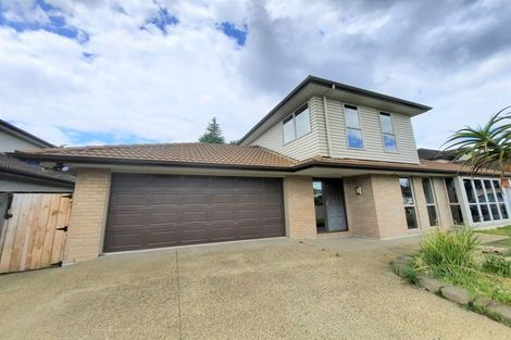 Photo of property in 10 Newbury Place, Schnapper Rock, Auckland, 0632