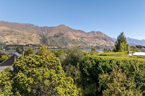 Photo of property in 6 Matai Road, Wanaka, 9305