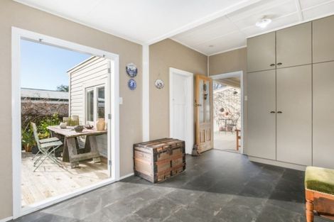 Photo of property in 37 Chester Street, Taradale, Napier, 4112