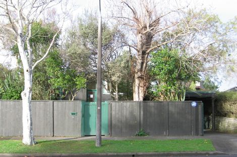 Photo of property in 89 Ruamahanga Crescent, Terrace End, Palmerston North, 4410