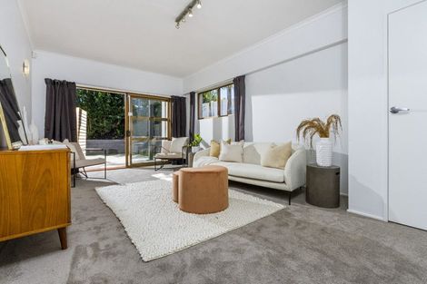 Photo of property in 23 Beach Road, Castor Bay, Auckland, 0620