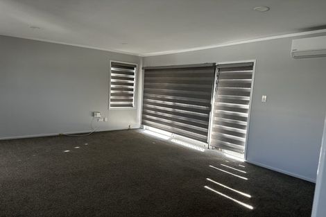 Photo of property in 5 Bluewater Place, Wattle Downs, Auckland, 2103