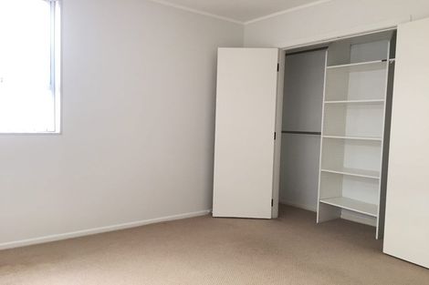 Photo of property in 2 Frank Evans Place, Henderson, Auckland, 0610