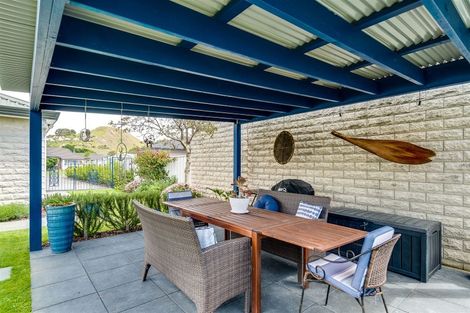 Photo of property in 4 Gresham Place, Taradale, Napier, 4112