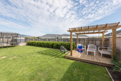 Photo of property in 6 Harold Place, Stoke, Nelson, 7011