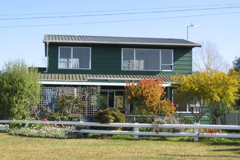 Photo of property in 40 Riverview Road, Cooks Beach, Whitianga, 3591