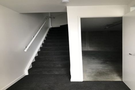 Photo of property in 18u1 Oriental Terrace, Oriental Bay, Wellington, 6011
