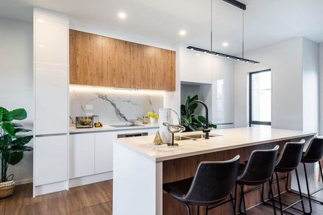 Photo of property in 18 Mina Way, Browns Bay, Auckland, 0630