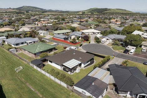 Photo of property in 61 Kane Road, Papamoa Beach, Papamoa, 3118