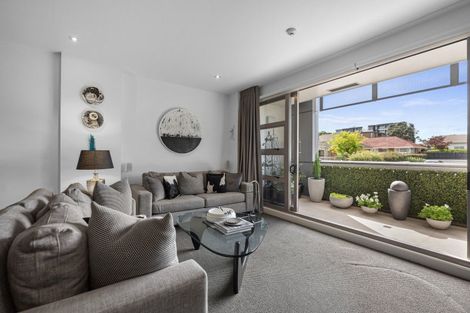 Photo of property in Maison Apartments, 103/16 Huron Street, Takapuna, Auckland, 0622