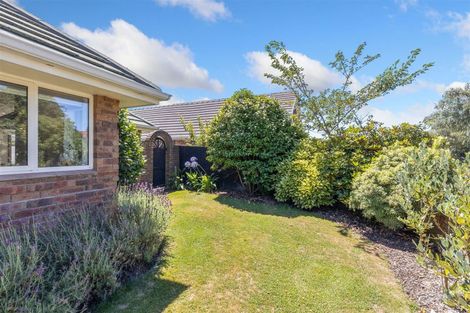 Photo of property in 15 Apsley Drive, Russley, Christchurch, 8042