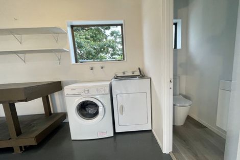 Photo of property in 2/28 Summit Drive, Torbay, Auckland, 0630