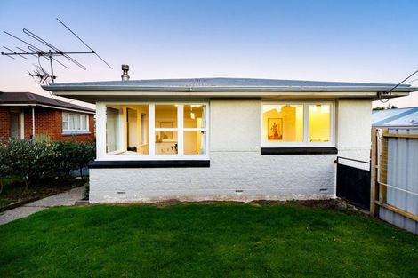 Photo of property in 29 Glendevon Place, Vauxhall, Dunedin, 9013
