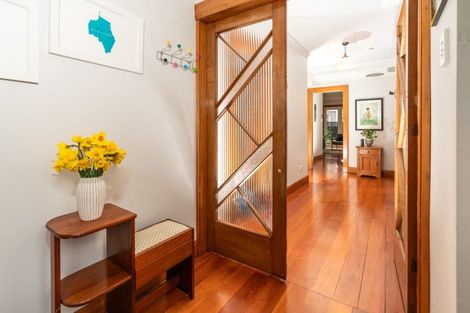 Photo of property in 75 Miramar Avenue, Miramar, Wellington, 6022