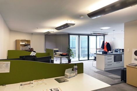 Photo of property in Regent Courts, 2/75 Gloucester Street, Christchurch Central, Christchurch, 8013