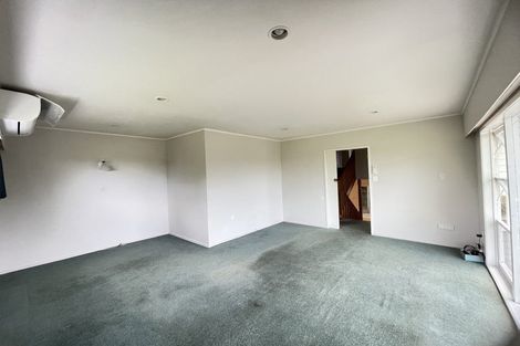 Photo of property in 1 Anakiwa Place, Milford, Auckland, 0620