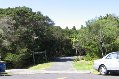 Photo of property in 21 Soldiers Bay Place, Birkenhead, Auckland, 0626