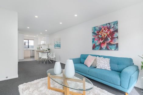 Photo of property in 8c Defoe Place, Waltham, Christchurch, 8023