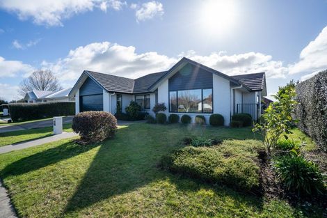 Photo of property in 24 Lilac Close, Cambridge, 3434