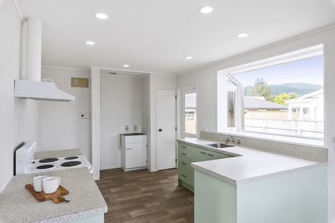 Photo of property in 78b Makarini Street, Paraparaumu, 5032