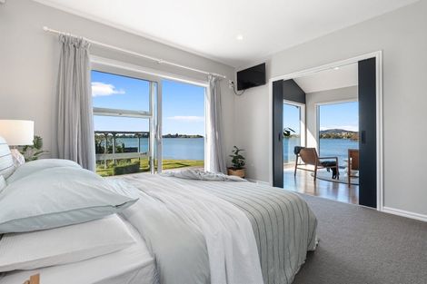 Photo of property in 1 Fourteenth Avenue, Tauranga South, Tauranga, 3112