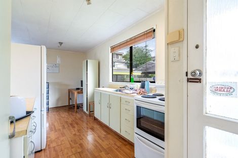 Photo of property in 2 Harrington Road, Henderson, Auckland, 0610