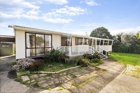 Photo of property in 3175 Great North Road, New Lynn, Auckland, 0600