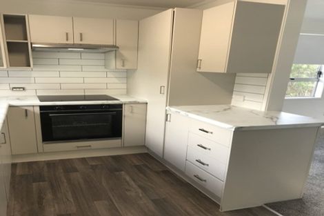 Photo of property in 119 Lynn Road, Bayview, Auckland, 0629