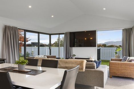 Photo of property in 112 Harakeke Drive, Wharewaka, Taupo, 3330