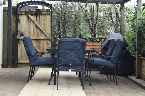 Photo of property in 2 Smylie Close, Ohauiti, Tauranga, 3112