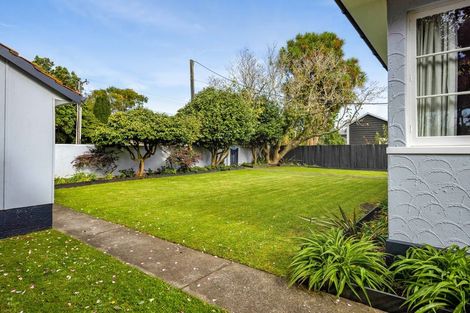 Photo of property in 230 South Road, Hawera, 4610