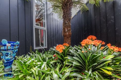 Photo of property in 118 Ngarara Road, Waikanae, 5036