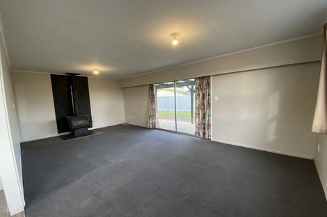 Photo of property in 813 Huia Street, Camberley, Hastings, 4120