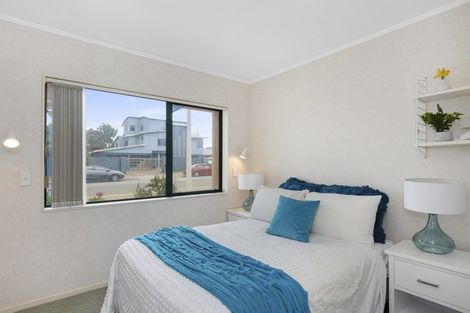 Photo of property in 5 Sandhurst Drive, Papamoa Beach, Papamoa, 3118