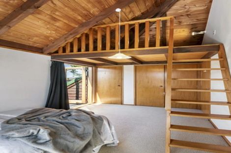 Photo of property in 3 Mizpah Road, Waiake, Auckland, 0630