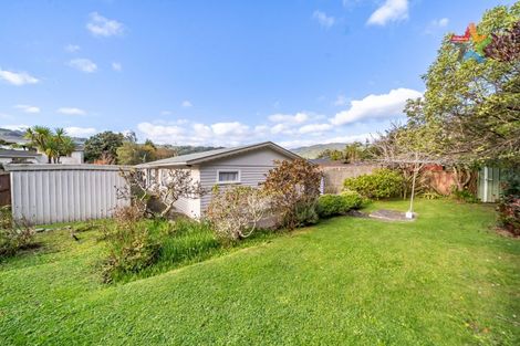 Photo of property in 29 Mcgowan Road, Wainuiomata, Lower Hutt, 5014