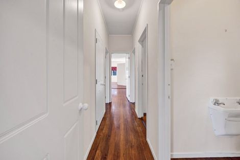 Photo of property in 22 Fox Street, Opunake, 4616