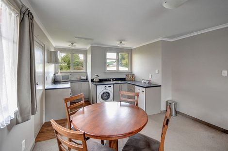 Photo of property in 73 Macandrew Road, South Dunedin, Dunedin, 9012