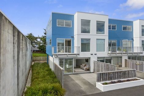 Photo of property in 31 Reynolds Place, Papamoa Beach, Papamoa, 3118
