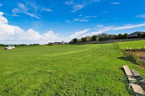 Photo of property in 1 Larlin Heights, Hawera, 4675