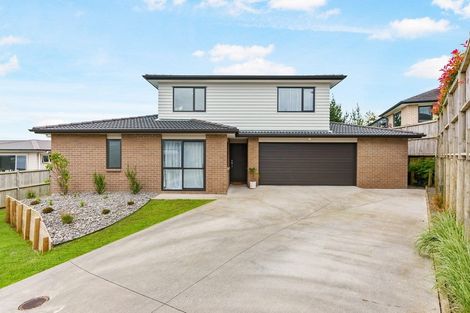 Photo of property in 76 Maire Road, Orewa, 0931