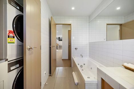 Photo of property in 2a London Lane, Queenstown, 9300