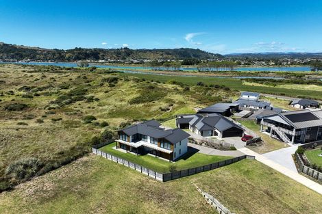Photo of property in 16 Piripai Rise, Coastlands, Whakatane, 3120
