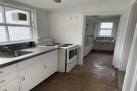 Photo of property in 1 Edwardes Street, Napier South, Napier, 4110