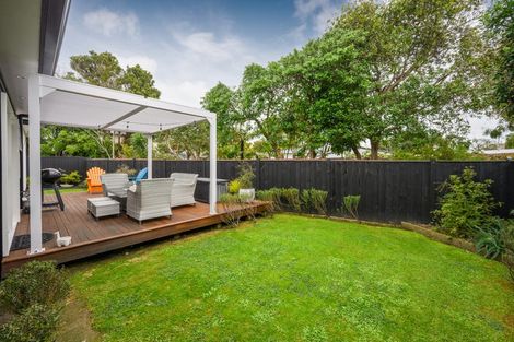 Photo of property in 5a Athlone Place, Hokowhitu, Palmerston North, 4410